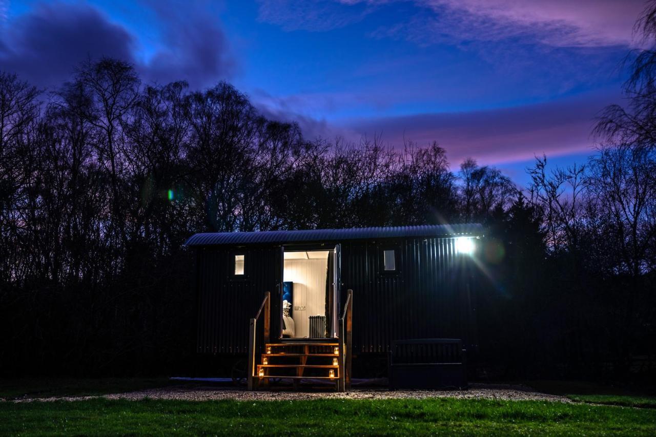 Lodge Loch Lomond Waterfront Luxury Balmaha