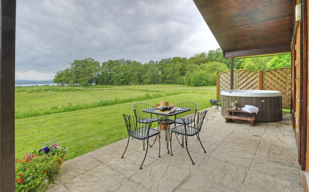 Lodge Loch Lomond Waterfront Luxury *