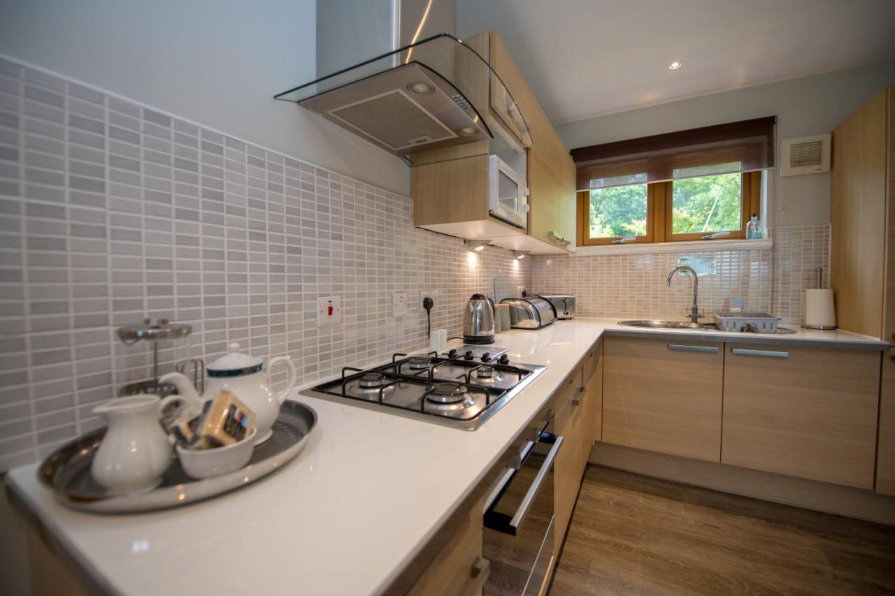 Loch Lomond Waterfront Luxury Деревянный коттедж *